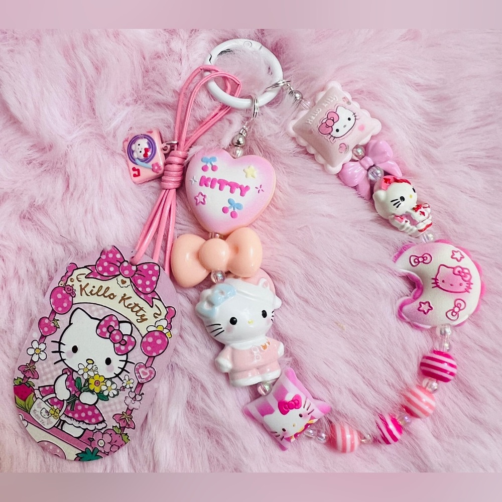 Hello Kitty Pink and White Charm Set